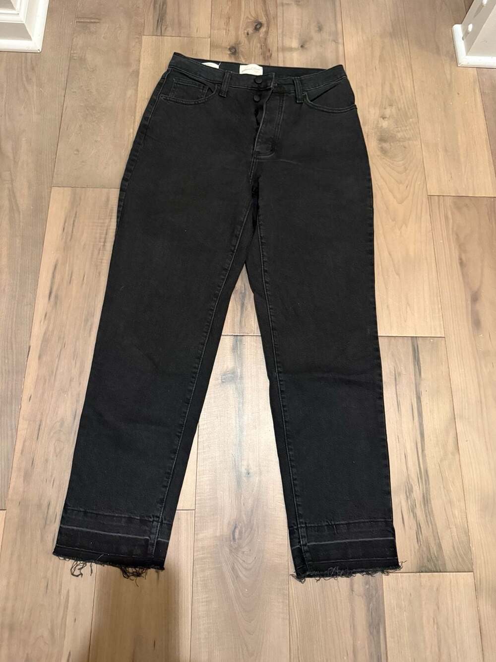 Universal Thread High Rise 90s Slim Jeans